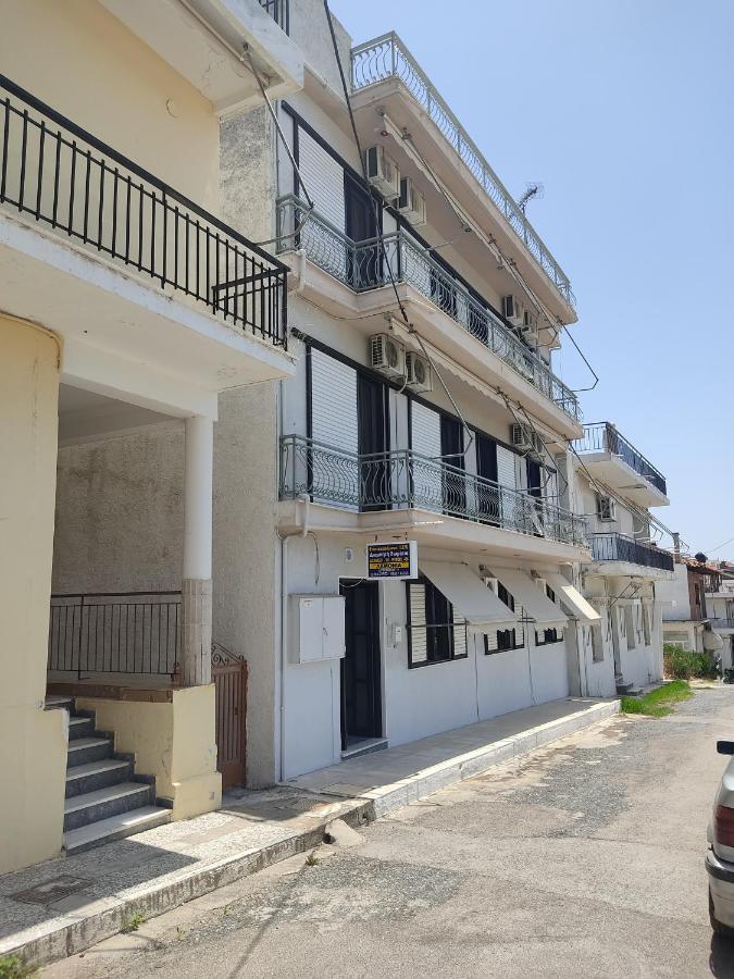 Λεμονιά Ενοικιαζόμενα Δωμάτια Loutra Edipsou  Eksteriør billede